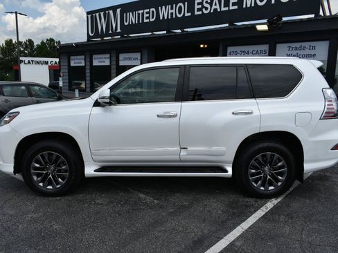 Used 2018 Lexus GX 460 Luxury AWD/4WD image 9