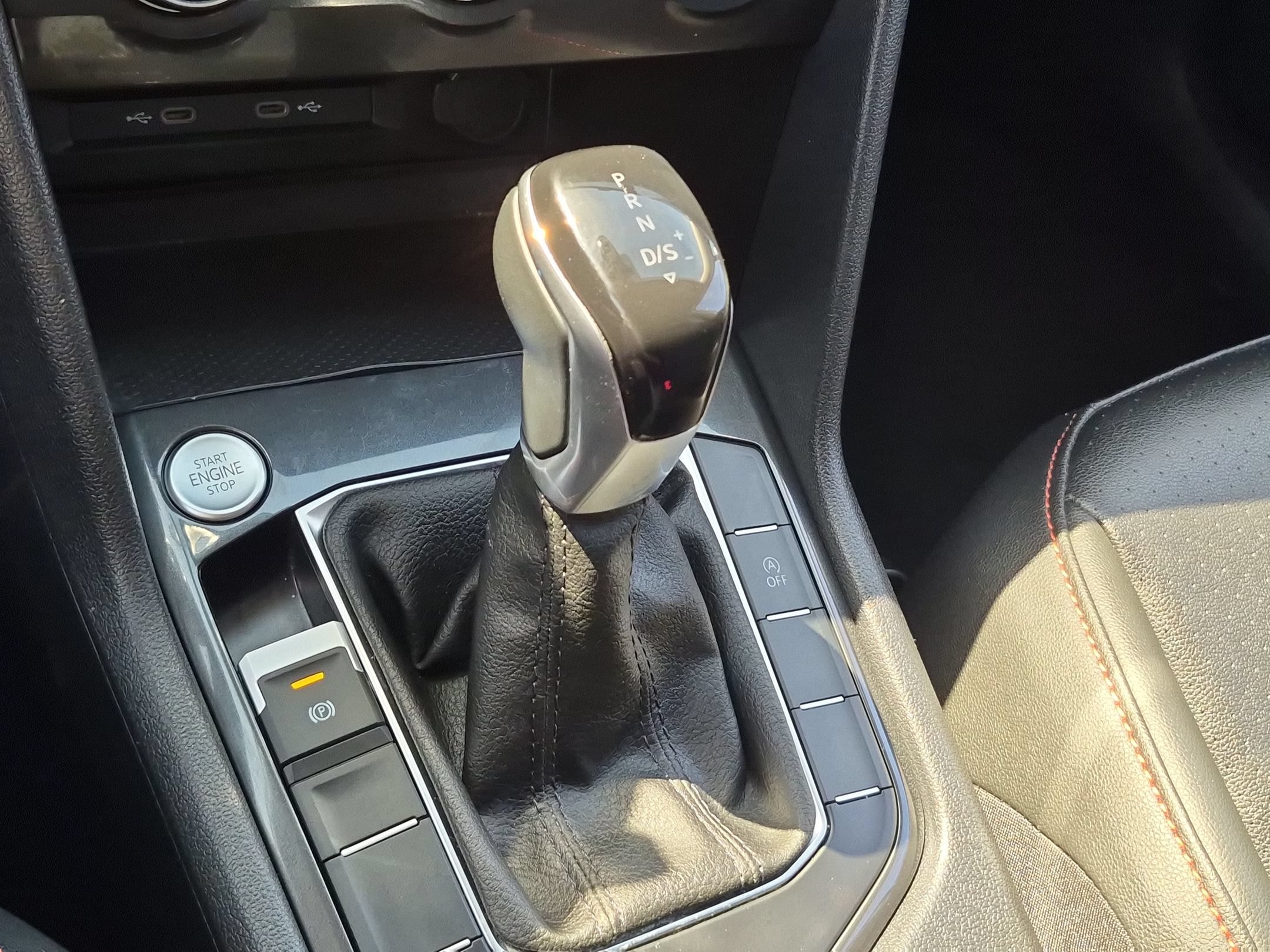 Used 2024 Volkswagen Tiguan Wolfsburg Edition AWD/4WD image 19
