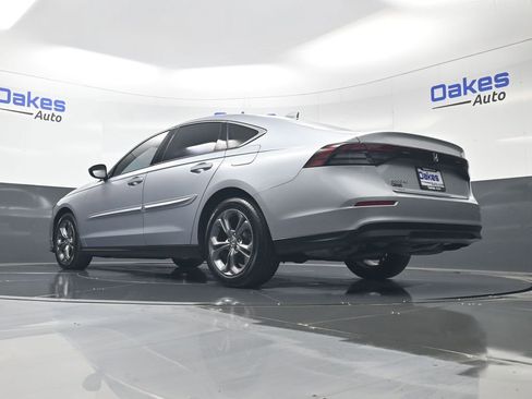 Used 2023 Honda Accord EX image 40