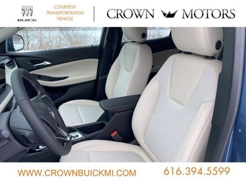 Used 2025 Buick Encore GX Preferred image 14