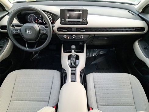 Certified 2023 Honda HR-V LX image 14