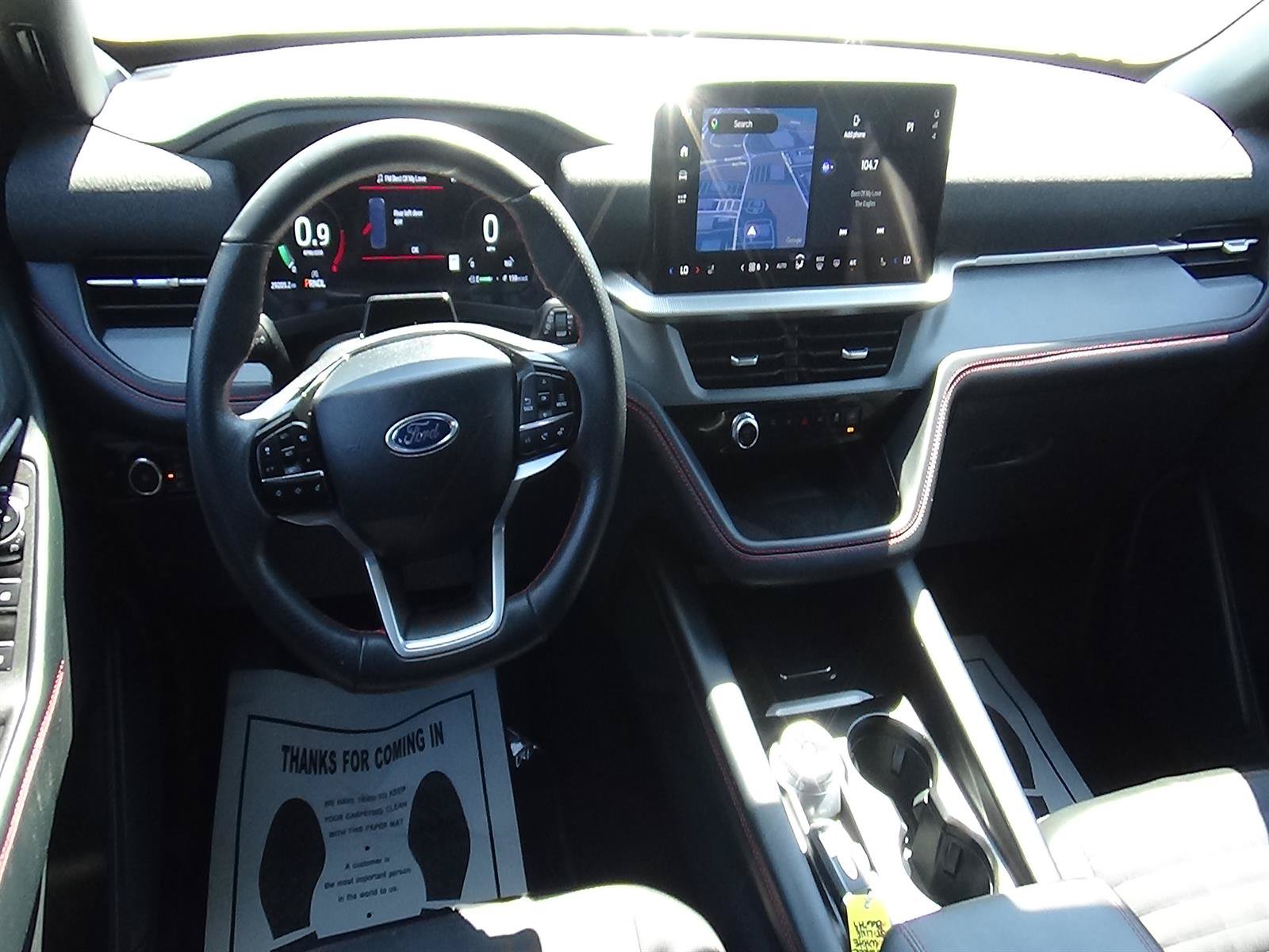 Used 2025 Ford Explorer ST-Line w/ ST-Line Street Pack AWD/4WD image 13