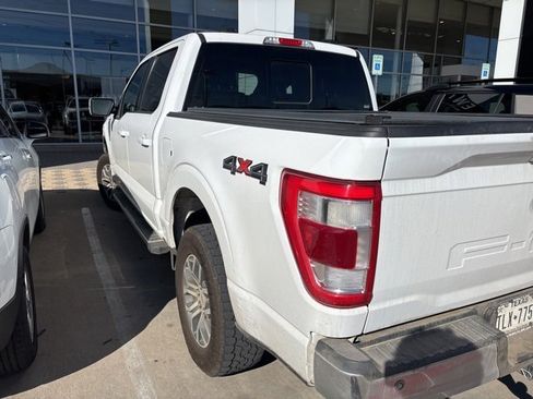 Used 2022 Ford F150 Lariat w/ Equipment Group 501A Mid image 4