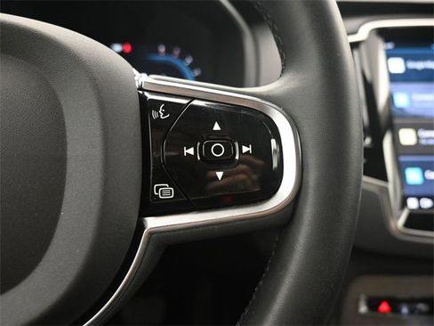 Used 2023 Volvo XC90 B6 Ultimate w/ Protection Package Premier image 25