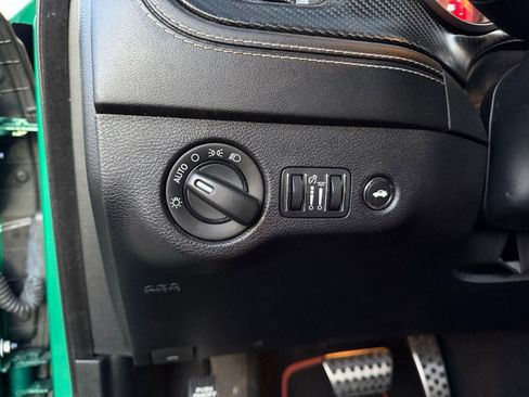 Used 2020 Dodge Charger SRT Hellcat w/ Carbon/Suede Interior Package image 28