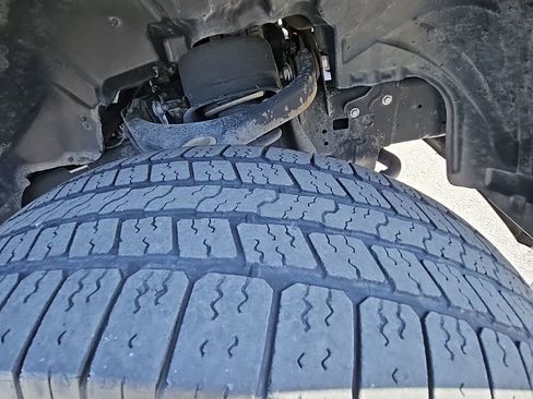 Used 2021 RAM 1500 Tradesman image 8