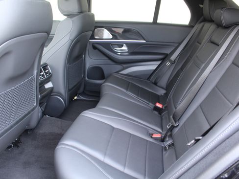 New 2026 Mercedes-Benz GLE 450 4MATIC image 16