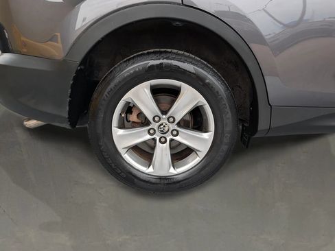 Used 2015 Toyota RAV4 XLE AWD/4WD image 11