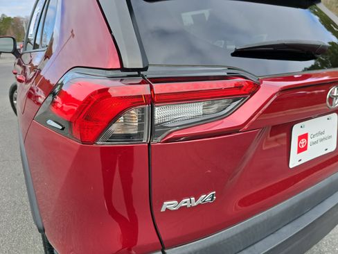 Certified 2022 Toyota RAV4 XLE Premium image 34
