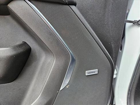 Used 2024 Chevrolet Tahoe Z71 w/ Luxury Package image 10