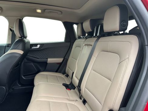 Used 2020 Ford Escape SEL image 10