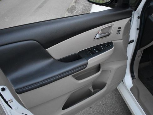 Used 2012 Honda Odyssey Touring image 50