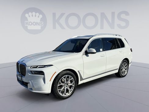 Used 2024 BMW X7 xDrive40i w/ Executive Package image 1