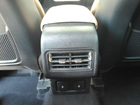 Used 2023 Lincoln Corsair Reserve AWD/4WD image 27