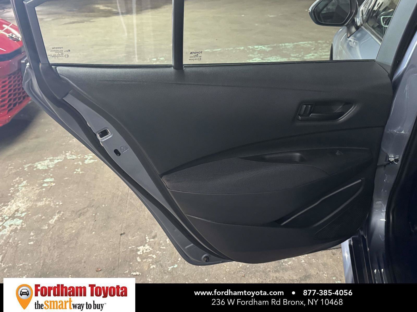 Used 2024 Toyota Corolla LE FWD image 11