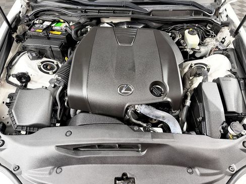 Used 2014 Lexus IS 250 w/ Luxury Package w/Gray Wood RWD image 20