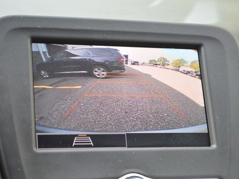 Used 2024 Chevrolet Equinox LT image 32