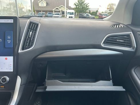 Used 2024 Ford Edge SEL w/ Convenience Package AWD/4WD image 23