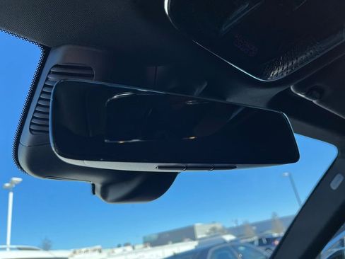 Certified 2025 Mercedes-Benz GLC 300 4MATIC image 24