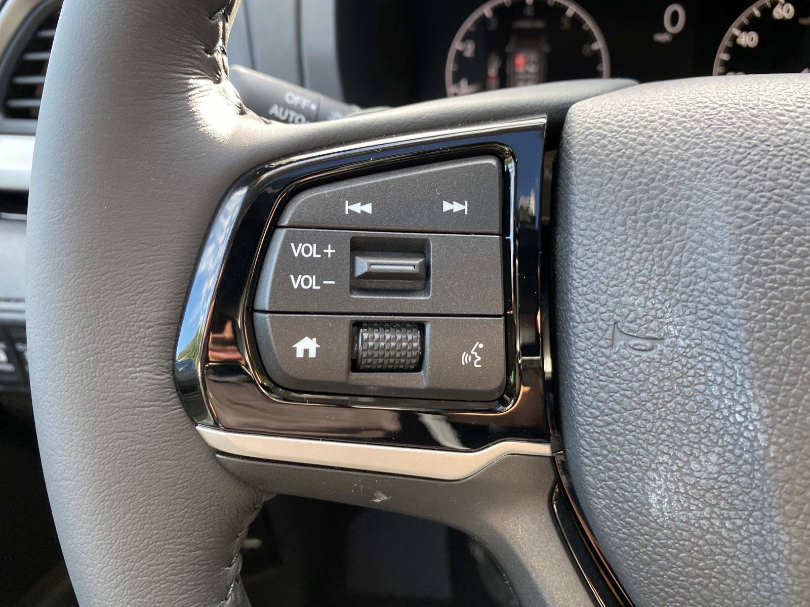 New 2027 Honda Odyssey Touring image 19