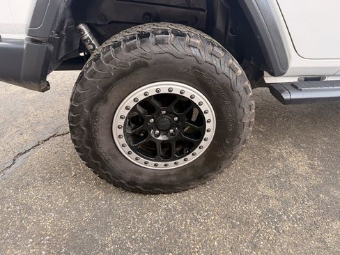 Used 2018 Jeep Wrangler Unlimited Sport S image 13