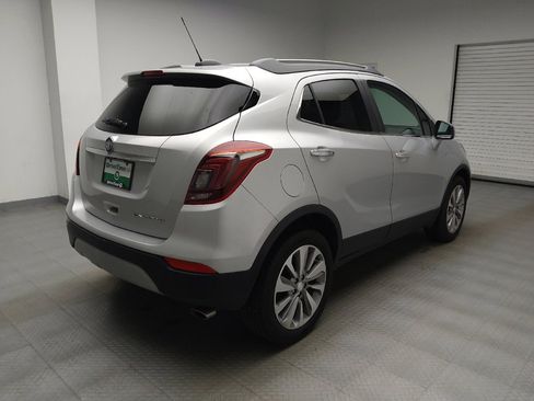 Used 2020 Buick Encore Preferred FWD image 9