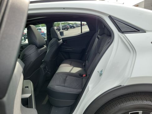New 2026 Toyota C-HR AWD/4WD image 11