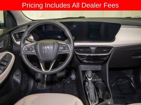 Used 2025 Buick Encore GX Avenir w/ Avenir Convenience Package FWD image 7