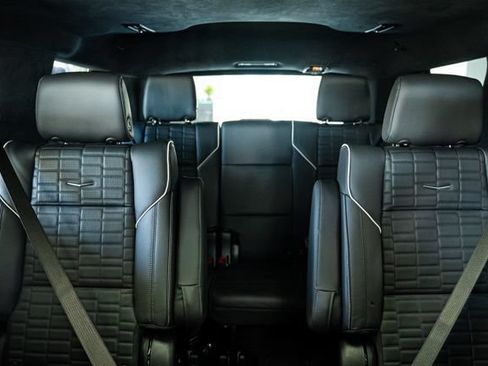 Used 2025 Cadillac Escalade V w/ LPO, ONYX Package AWD/4WD image 20