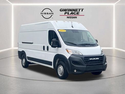 Used 2025 RAM ProMaster 2500 w/ Convenience Group FWD image 26
