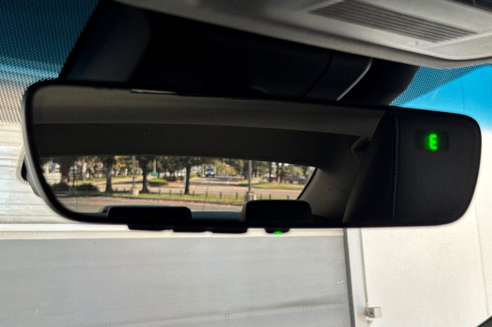 Certified 2023 Lexus ES 300h w/ Premium Package FWD image 39