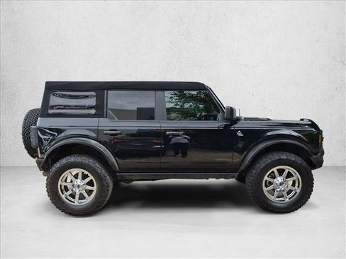 Used 2023 Ford Bronco Black Diamond w/ Sasquatch Package AWD/4WD image 4