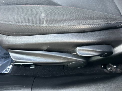 Used 2015 Jeep Renegade Trailhawk w/ Cold Weather Group image 15