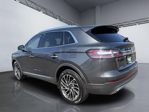 Used 2020 Lincoln Nautilus Reserve w/ Equipment Group 201A image 5