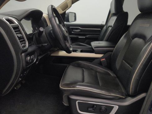 Used 2021 RAM 1500 Laramie AWD/4WD image 17