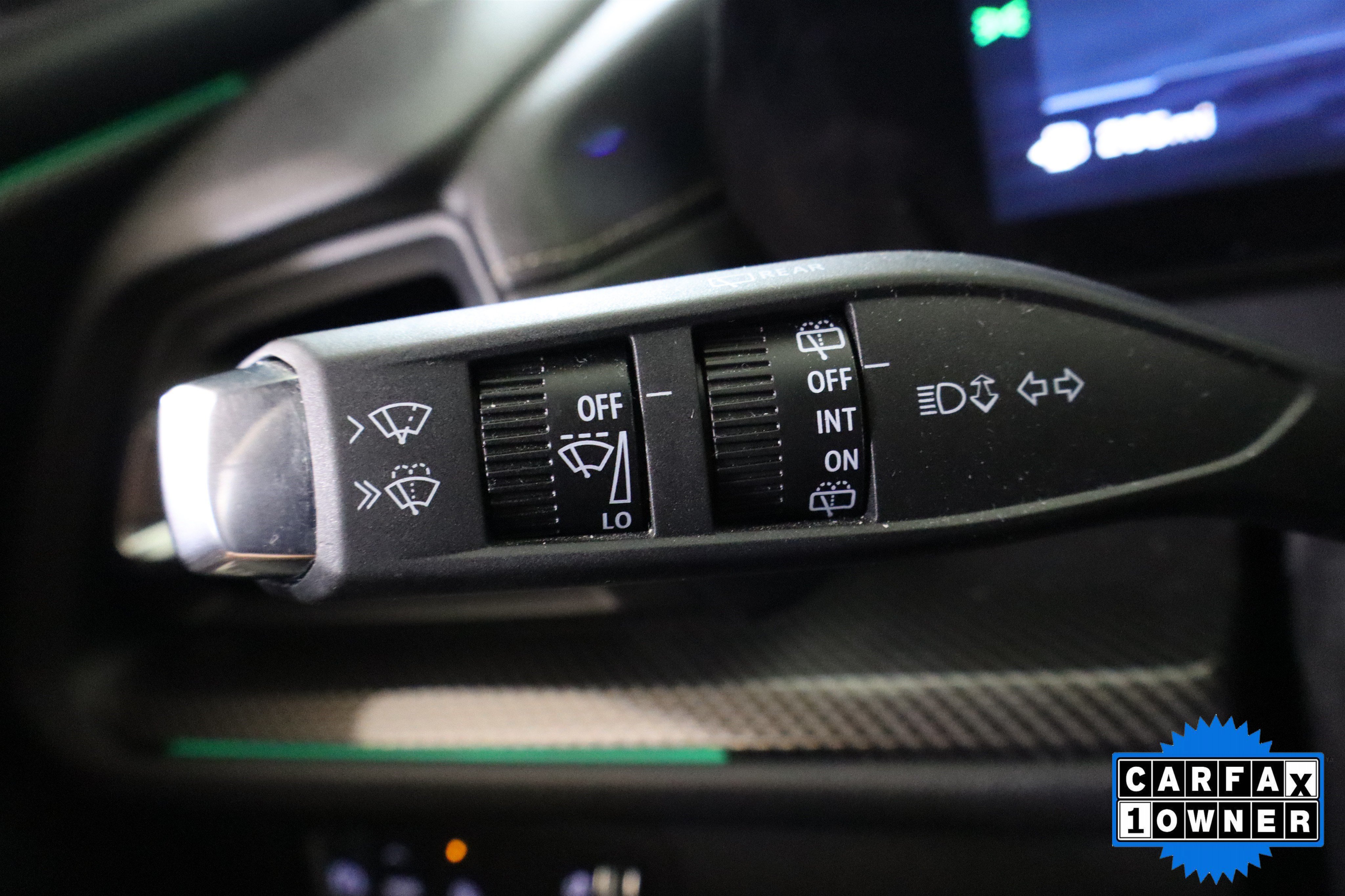 Used 2026 Chevrolet Traverse High Country w/ LPO, Floor Liner Package FWD image 31