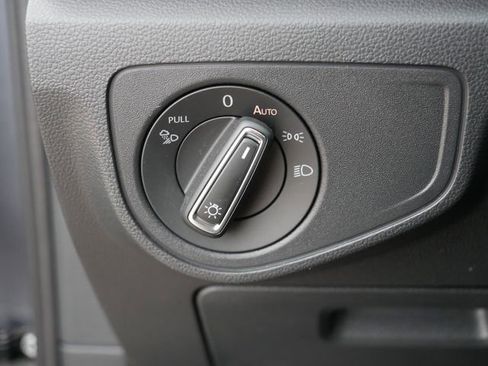 Certified 2023 Volkswagen Atlas Cross Sport SE w/ Panoramic Sunroof Package image 24