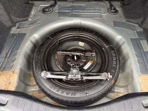 Used 2020 Ford Fusion SEL FWD image 24