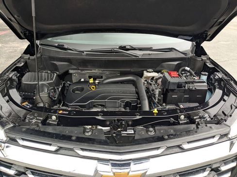 Used 2025 Chevrolet Equinox LT image 23