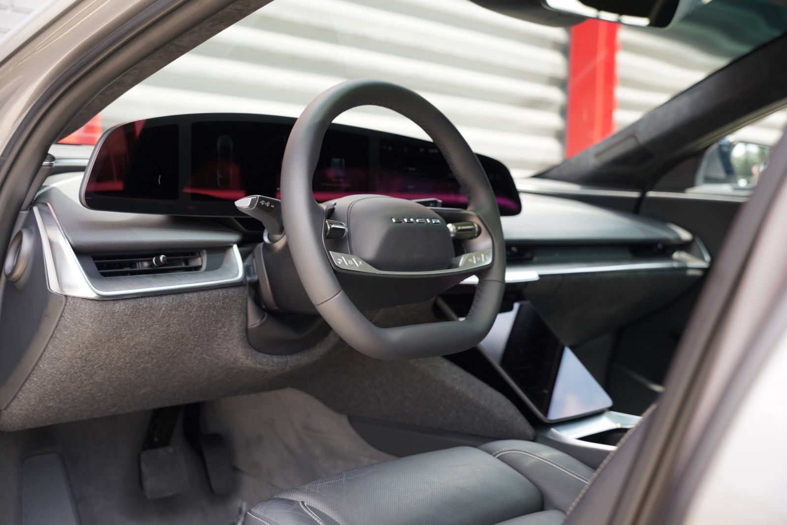 Used 2023 Lucid Air Touring AWD/4WD image 14