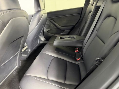 Used 2023 Tesla Model 3 Standard Range image 25