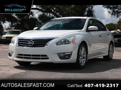Used 2013 Nissan Altima 2.5 SL w/ Technology Pkg