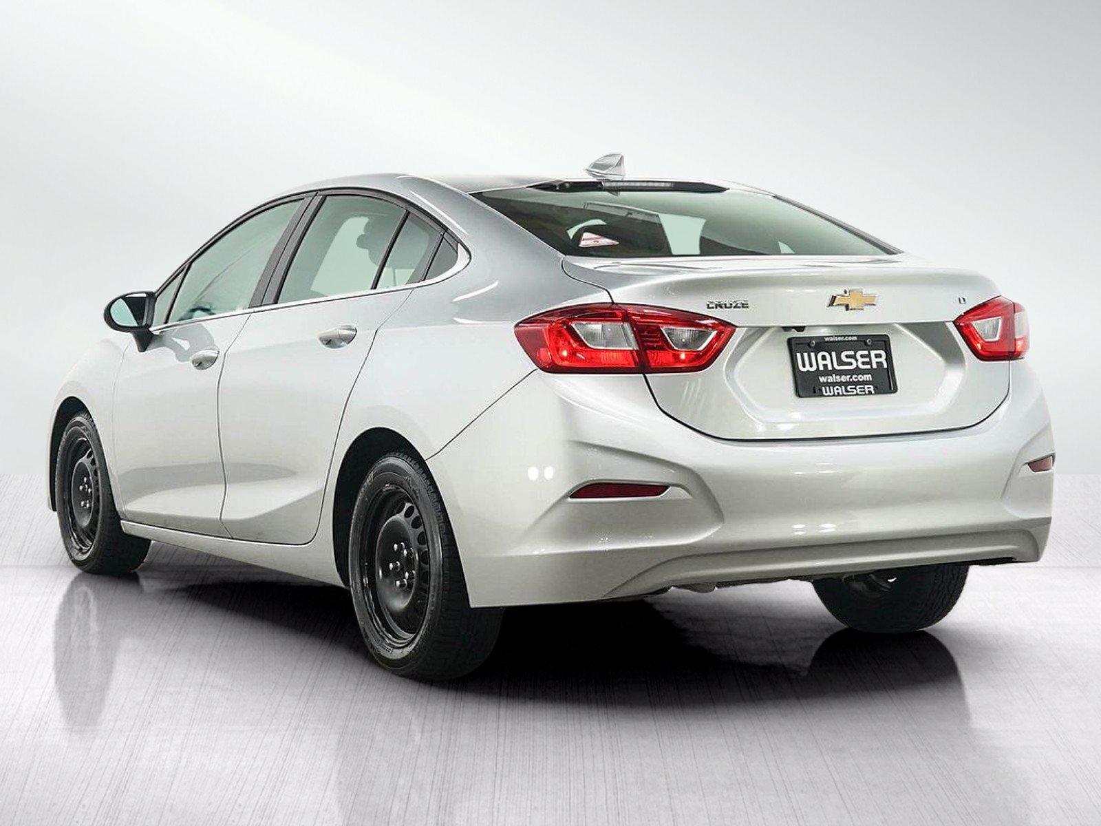 Used 2016 Chevrolet Cruze LT FWD image 3