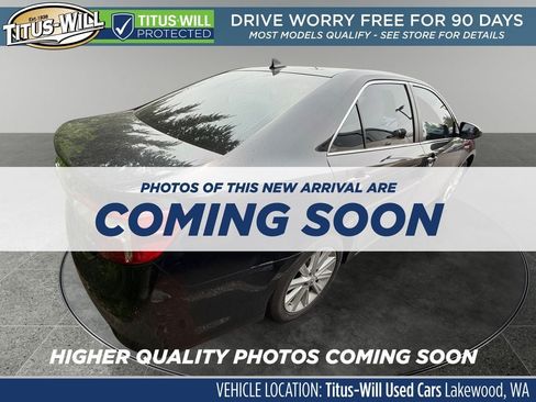Used 2012 Toyota Camry XLE w/ Leather Pkg FWD image 4
