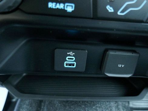 New 2026 Ford F250 XL w/ XL Off-Road Package image 17