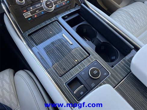 Used 2021 Lincoln Navigator L Black Label w/ Cargo Convenience Package image 13