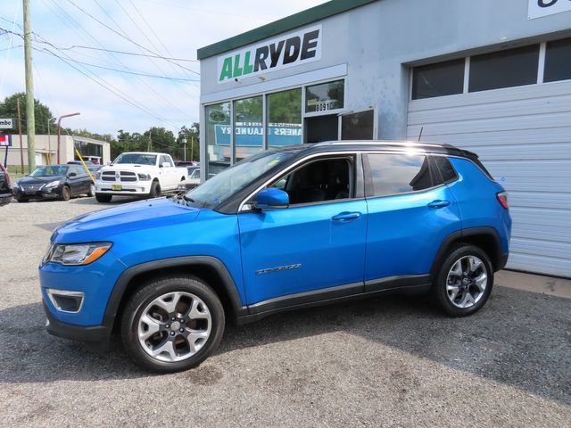 Used 2017 Jeep Compass Limited AWD/4WD image 7