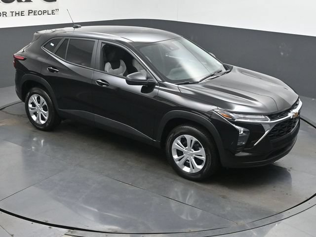 New 2026 Chevrolet Trax LS FWD image 26