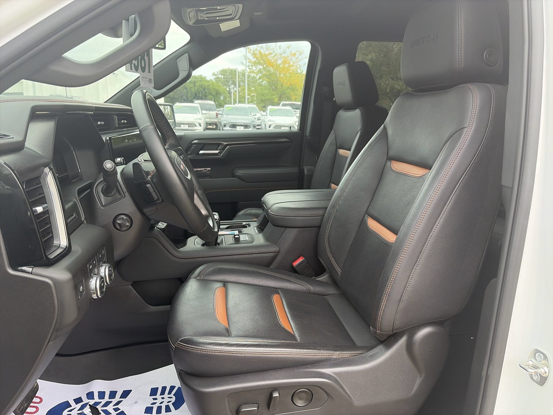 Used 2025 GMC Sierra 1500 AT4 AWD/4WD image 21