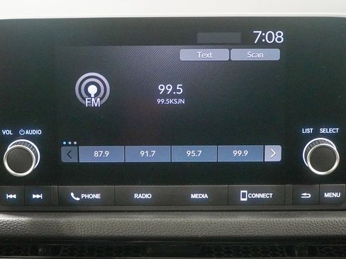 Used 2023 Honda Civic Sport image 25